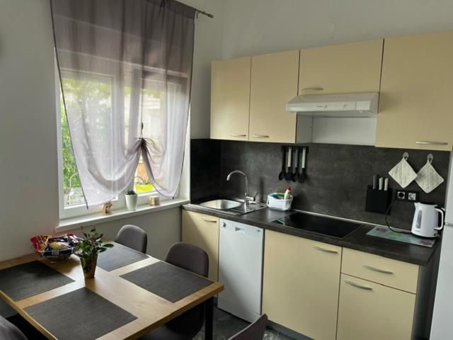 Apartman Laura Dramalj Habitación foto
