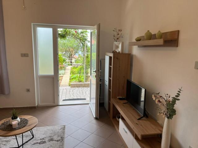 Apartman Laura Dramalj Habitación foto