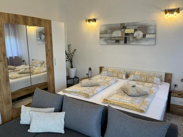 Apartman Laura Dramalj Habitación foto